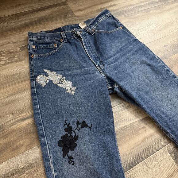 Levi’s 517 Bootcut Jeans 33x30 USA Made Custom Floral Patch Y2K Grunge - Picture 2 of 10